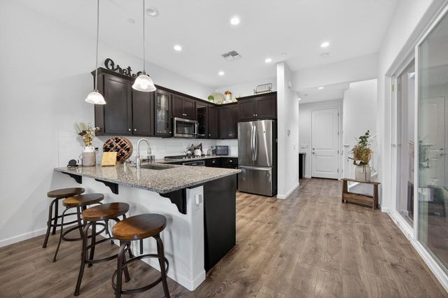 4478 Natomas Central Dr, Sacramento, CA 95834