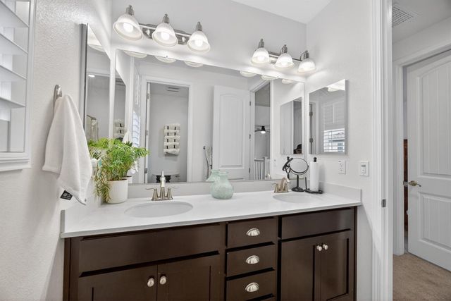 4478 Natomas Central Dr, Sacramento, CA 95834