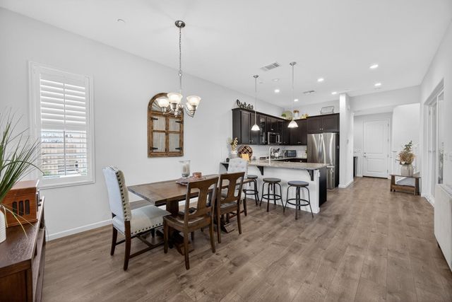 4478 Natomas Central Dr, Sacramento, CA 95834