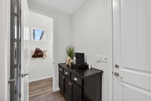 4478 Natomas Central Dr, Sacramento, CA 95834