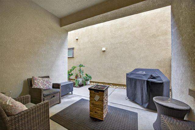 4478 Natomas Central Dr, Sacramento, CA 95834