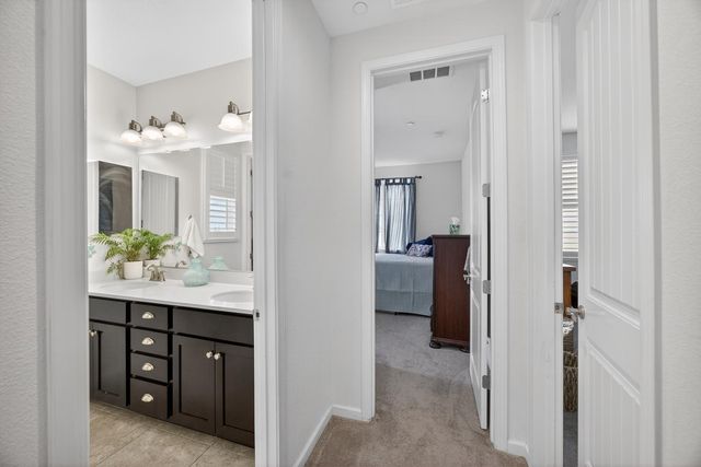 4478 Natomas Central Dr, Sacramento, CA 95834