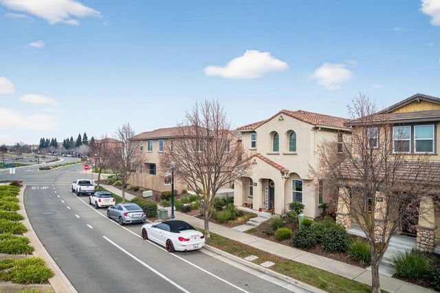 4478 Natomas Central Dr, Sacramento, CA 95834