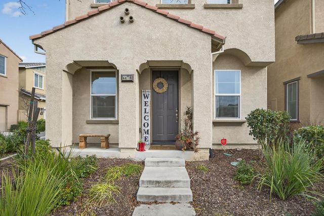 4478 Natomas Central Dr, Sacramento, CA 95834
