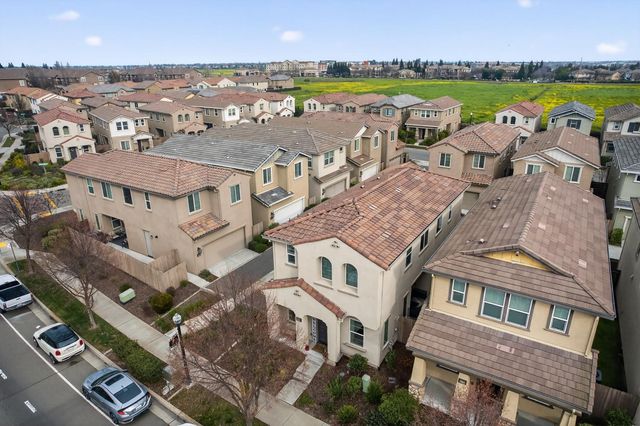 4478 Natomas Central Dr, Sacramento, CA 95834