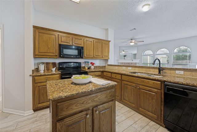 100 Bullava Court, Crowley, TX 76036