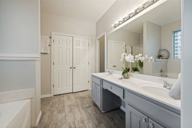 100 Bullava Court, Crowley, TX 76036