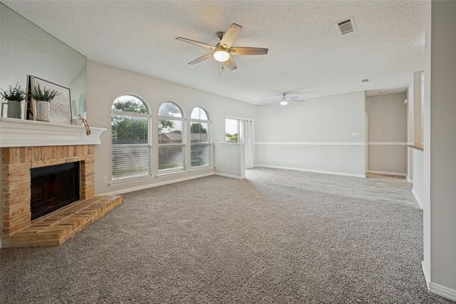100 Bullava Court, Crowley, TX 76036