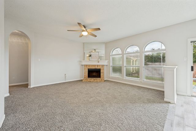 100 Bullava Court, Crowley, TX 76036
