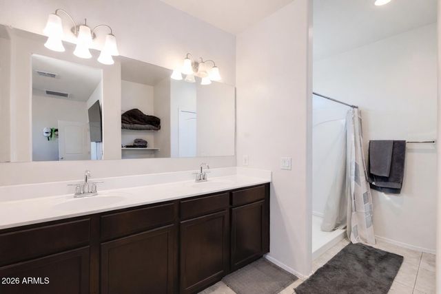 31050 W EARLL Drive, Buckeye, AZ 85396