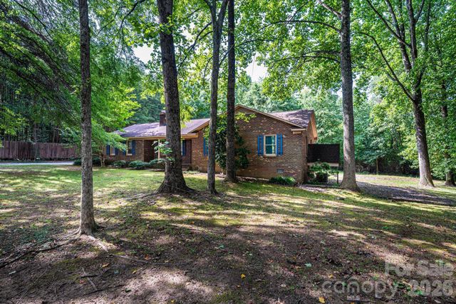 1113 Ponderosa Road, Lincolnton, NC 28092