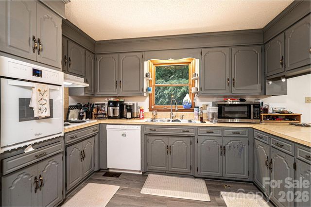 1113 Ponderosa Road, Lincolnton, NC 28092