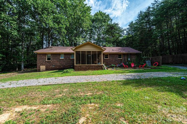 1113 Ponderosa Road, Lincolnton, NC 28092