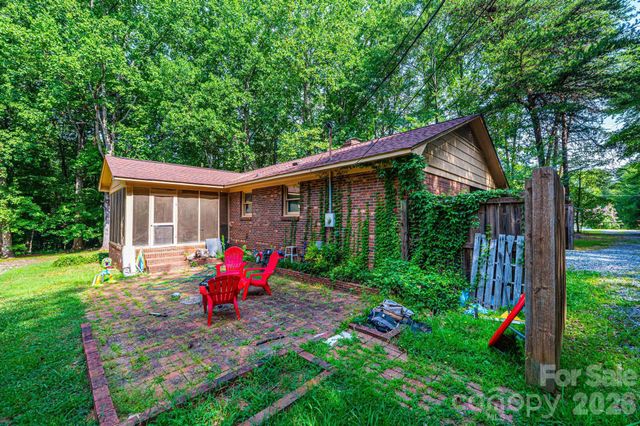 1113 Ponderosa Road, Lincolnton, NC 28092