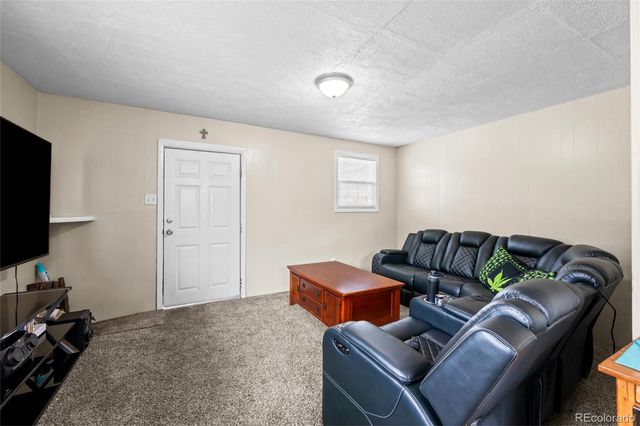 5997 Magnolia Street, Commerce City, CO 80022