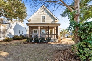 102 NE 63rd Street, Oak Island, NC 28465