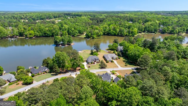 65 South Shore Drive, Newnan, GA 30263