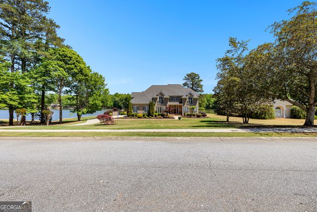 65 South Shore Drive, Newnan, GA 30263