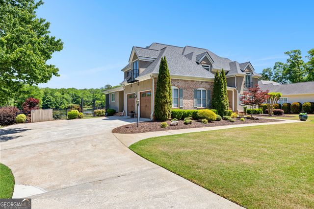 65 South Shore Drive, Newnan, GA 30263