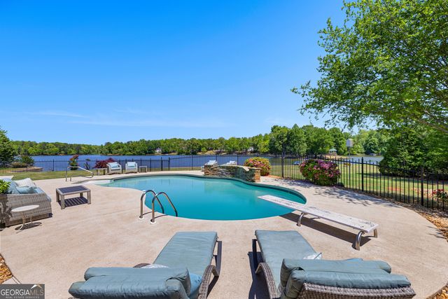 65 South Shore Drive, Newnan, GA 30263