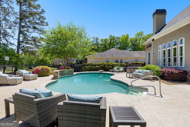 65 South Shore Drive, Newnan, GA 30263