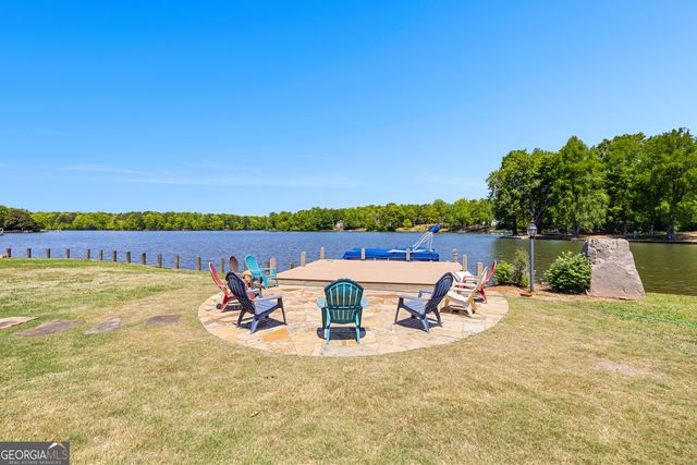 65 South Shore Drive, Newnan, GA 30263