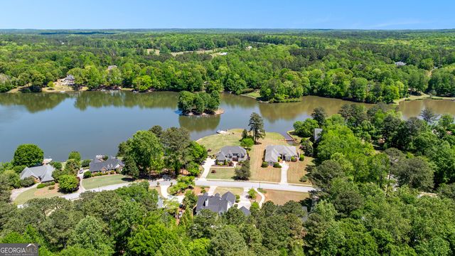 65 South Shore Drive, Newnan, GA 30263