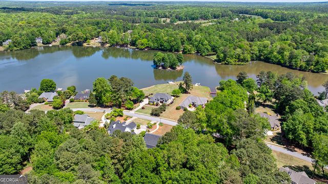 65 South Shore Drive, Newnan, GA 30263