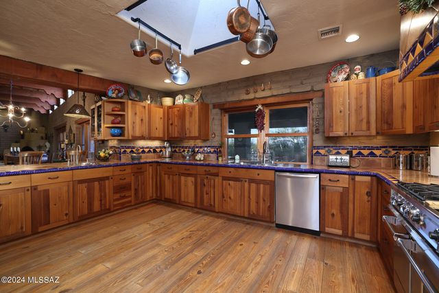 11725 E Spanish Ridge Place, Tucson, AZ 85730