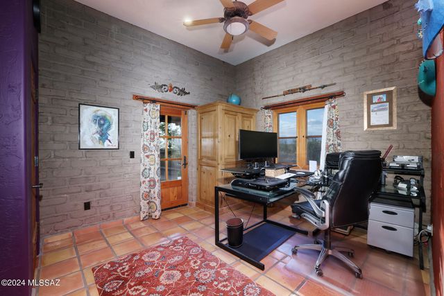 11725 E Spanish Ridge Place, Tucson, AZ 85730