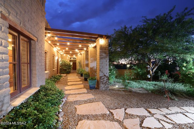 11725 E Spanish Ridge Place, Tucson, AZ 85730