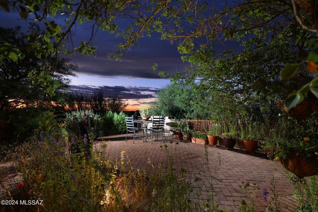 11725 E Spanish Ridge Place, Tucson, AZ 85730