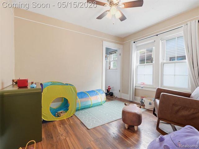 504 S Kenwood Avenue, Royal Oak, MI 48067