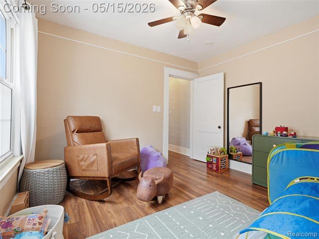 504 S Kenwood Avenue, Royal Oak, MI 48067