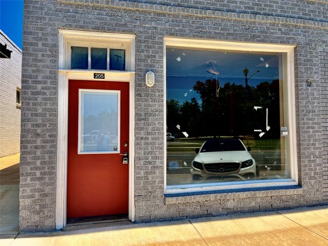 311 S Locust Street 205, Denton, TX 76201