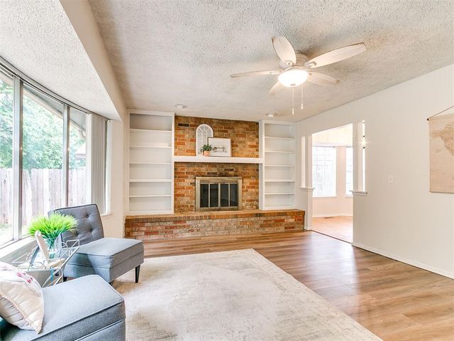 738 Woodlawn Drive, Yukon, OK 73099