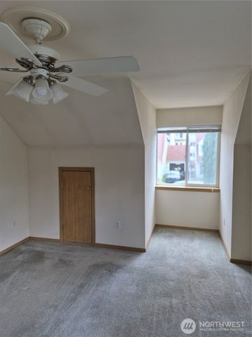118 99th St Court E, Tacoma, WA 98445