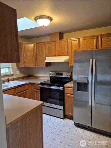 118 99th St Court E, Tacoma, WA 98445