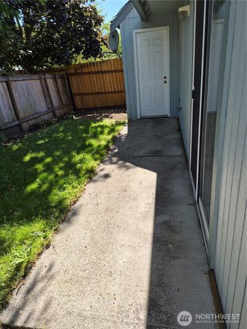 118 99th St Court E, Tacoma, WA 98445