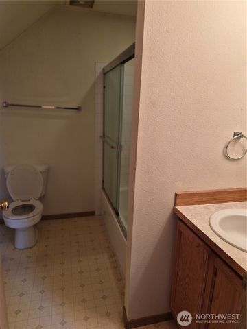 118 99th St Court E, Tacoma, WA 98445