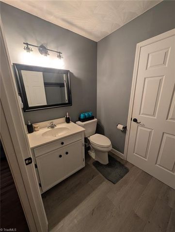 1565 Old Rockford Road, Dobson, NC 27017