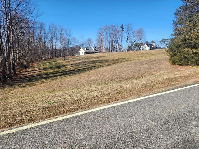 1565 Old Rockford Road, Dobson, NC 27017