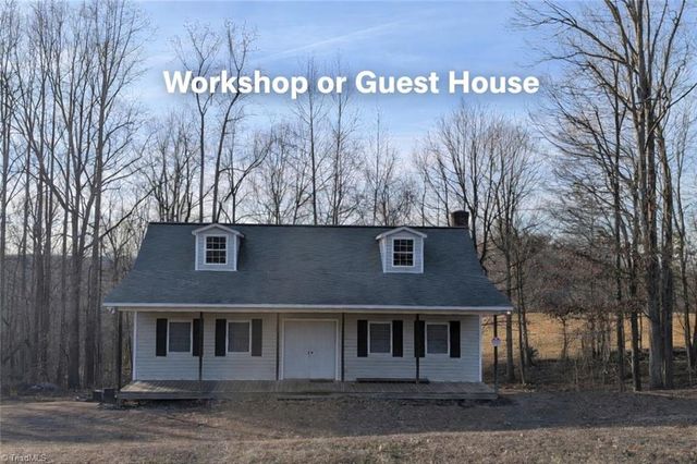 1565 Old Rockford Road, Dobson, NC 27017