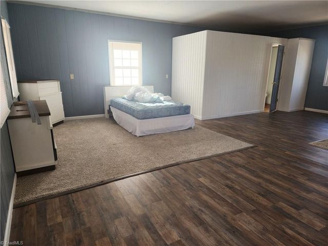 1565 Old Rockford Road, Dobson, NC 27017