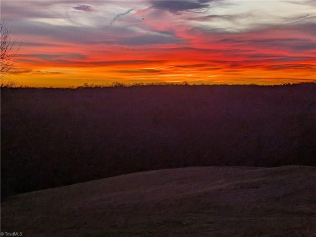 1565 Old Rockford Road, Dobson, NC 27017