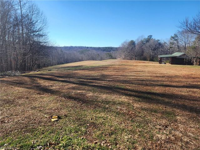 1565 Old Rockford Road, Dobson, NC 27017