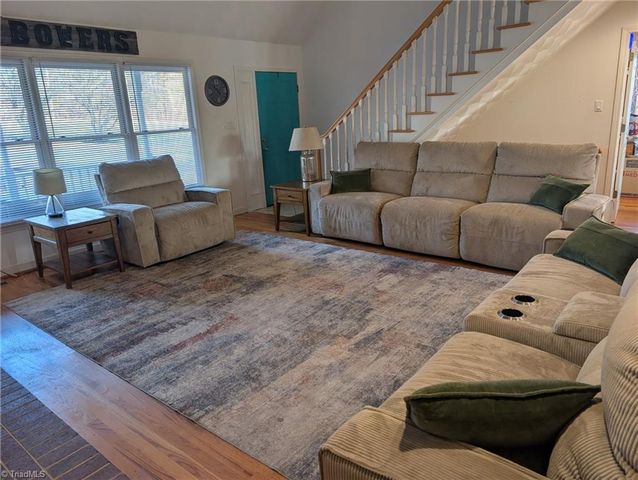 1565 Old Rockford Road, Dobson, NC 27017