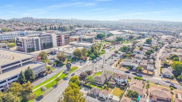 2305 Schoolside, Monterey Park, CA 91754