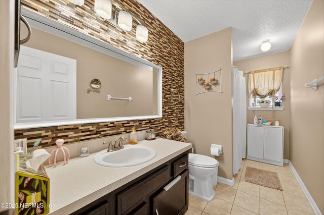 3211 CHANTILLY Court, Orange Park, FL 32073