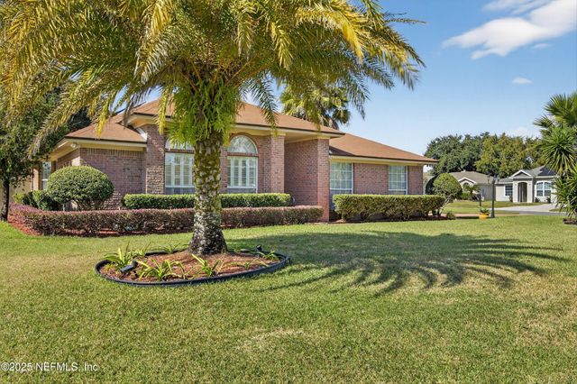 3211 CHANTILLY Court, Orange Park, FL 32073